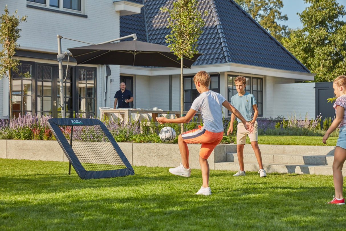 Salta 84cm x 84cm Motion Rebounder