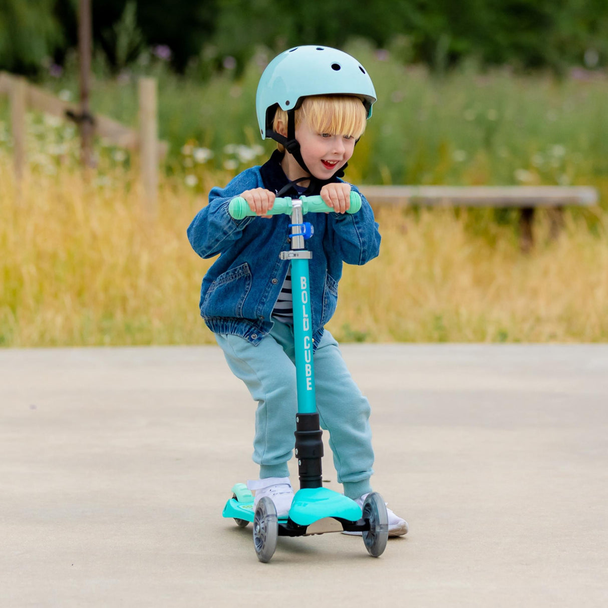Ocean - Teeny Fold 3 Wheel Scooter