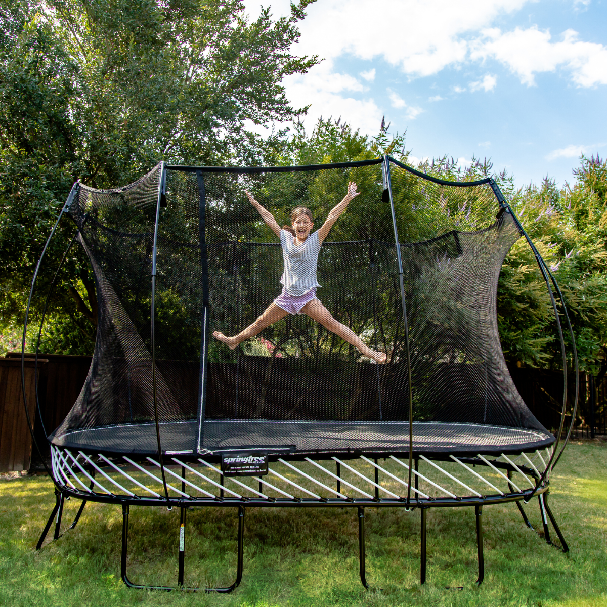 13ft x 8ft Springfree Large Oval Trampoline
