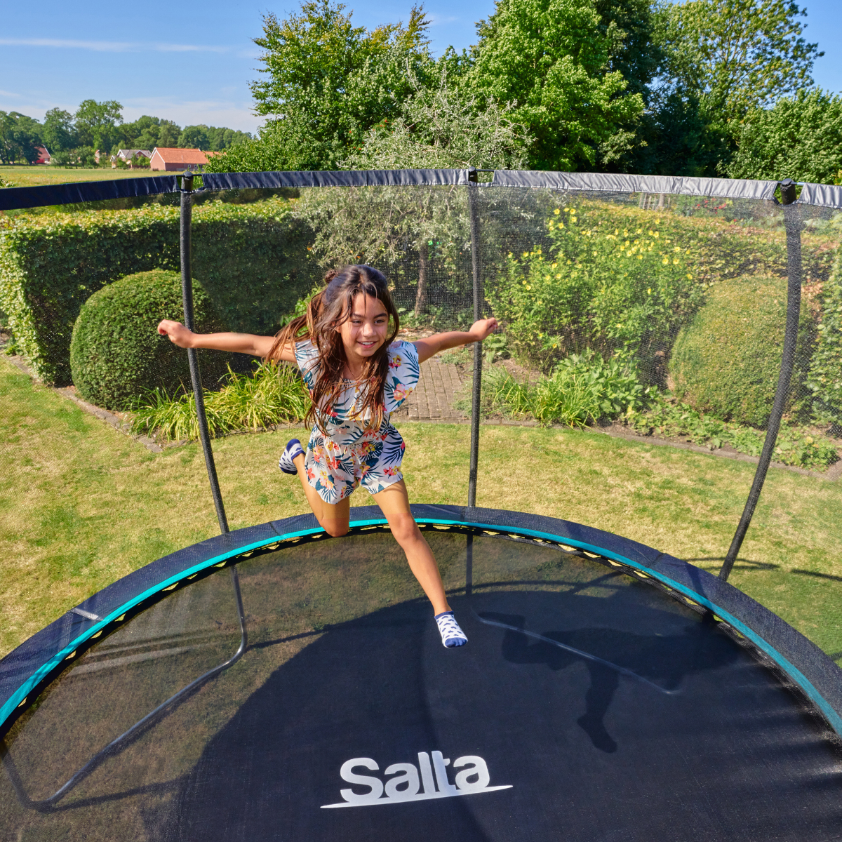 12ft Salta Cosmos Round Trampoline with Enclosure