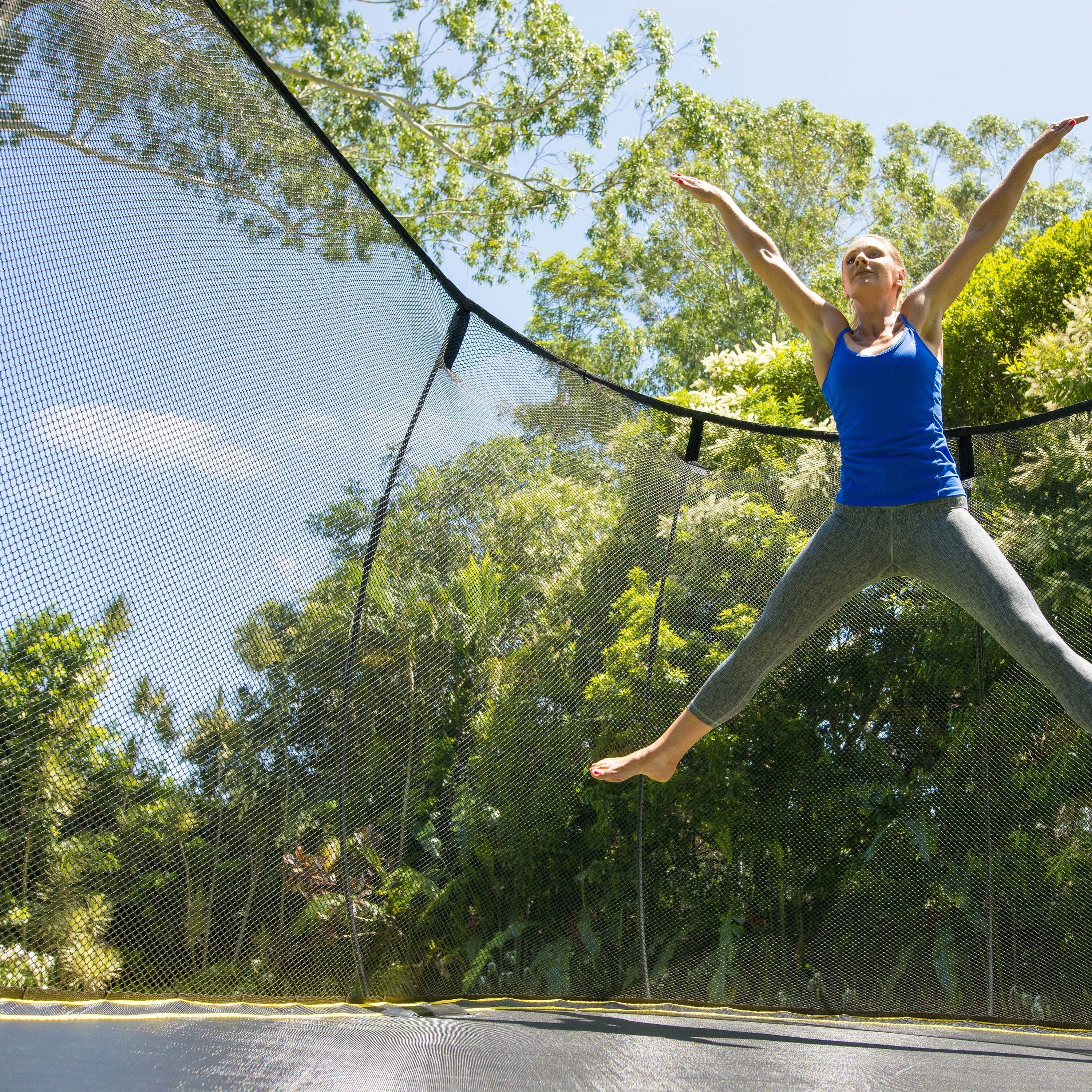 11 deals ft trampoline
